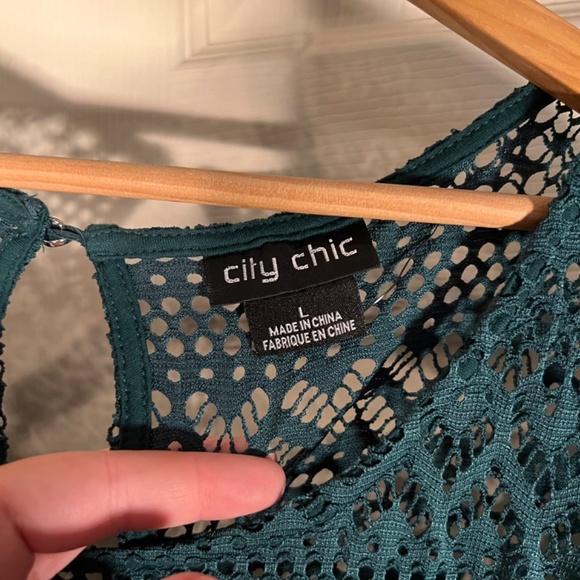 City Chic Turquoise Blue Lace Top Size Large - Picture 2 of 5